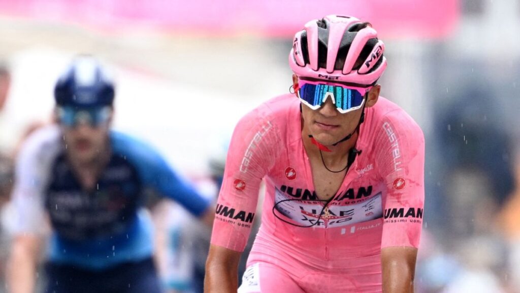 El Giro de Italia nombra a Isaac del Toro como la revelación del año